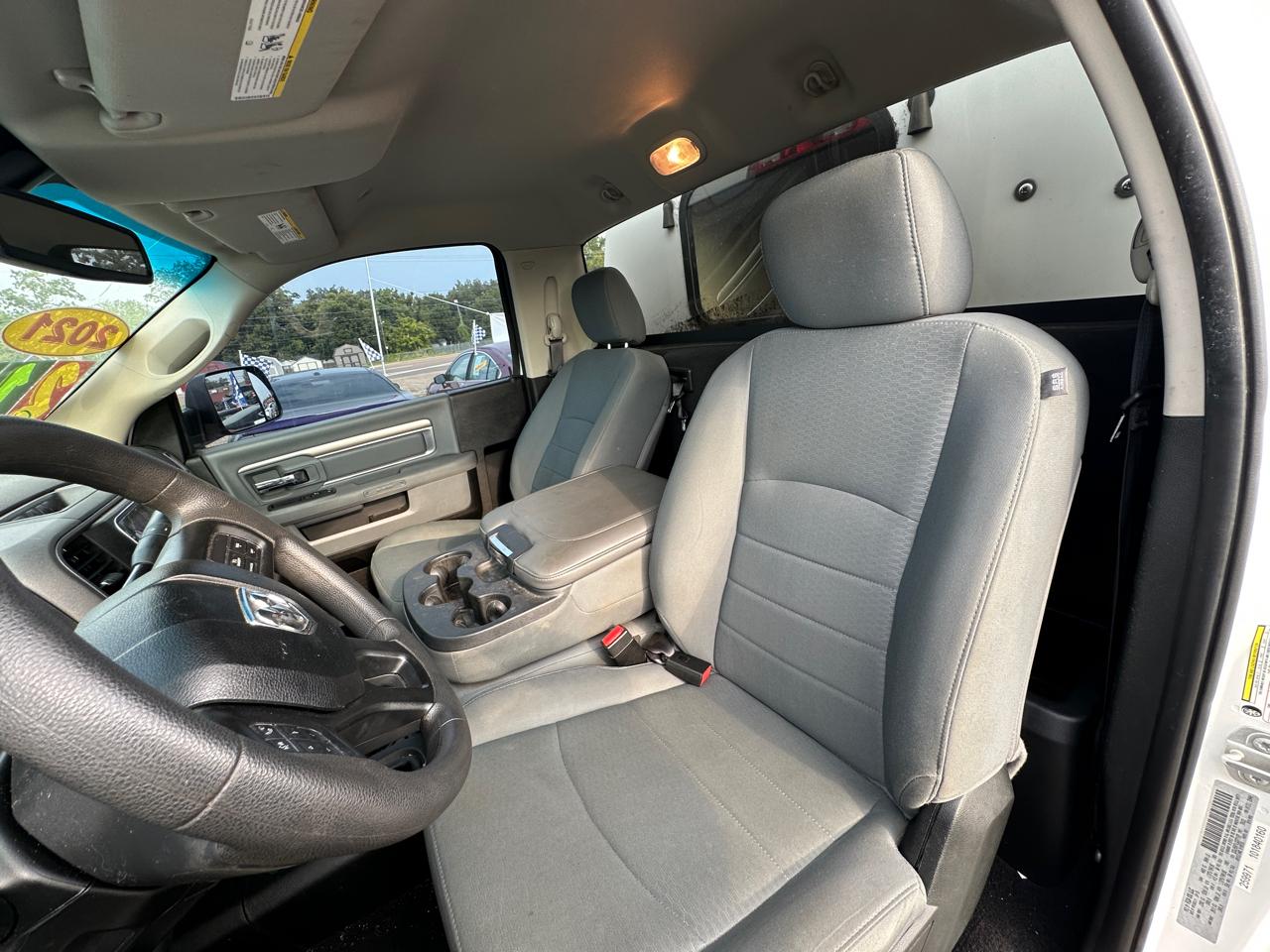 RAM 2500 Tradesman 4x4 Reg Cab 8' Box 2018
