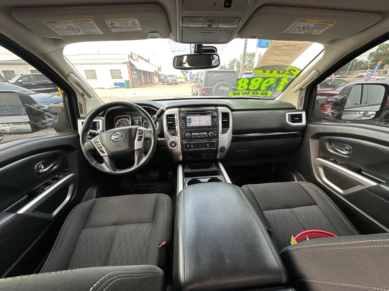 Nissan Titan XD 4x2 Gas Crew Cab SV 2017