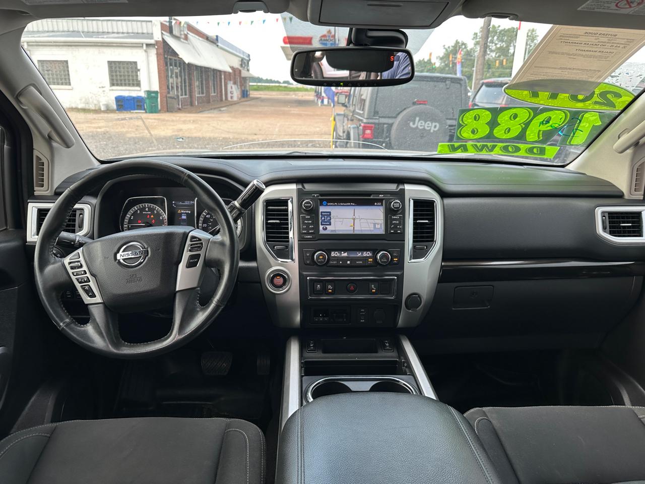 Nissan Titan XD 4x2 Gas Crew Cab SV 2017