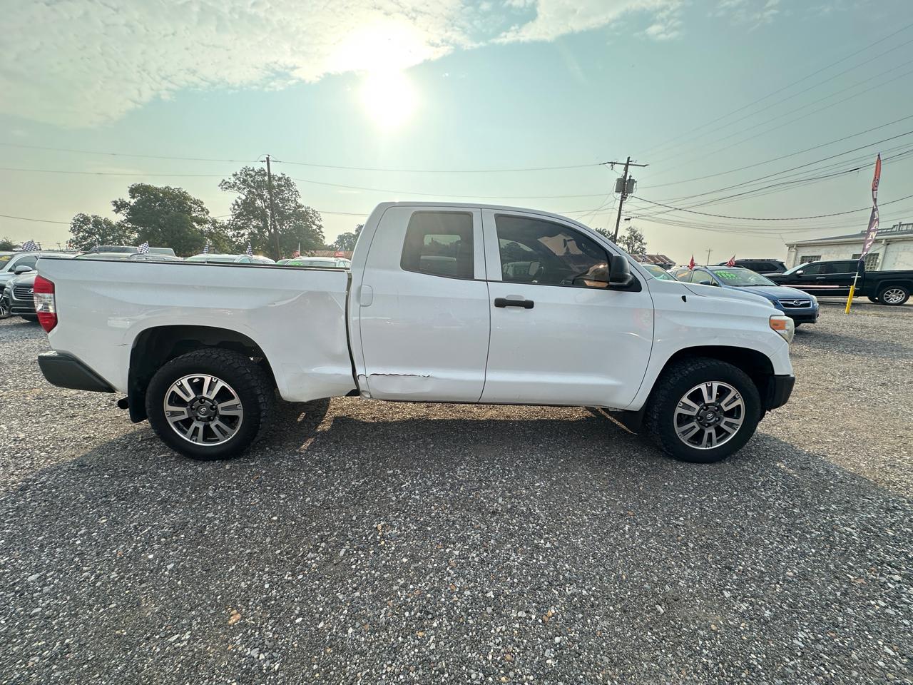 Toyota Tundra 2WD SR5 Double Cab 6.5' Bed 4.6L (Natl) 2017