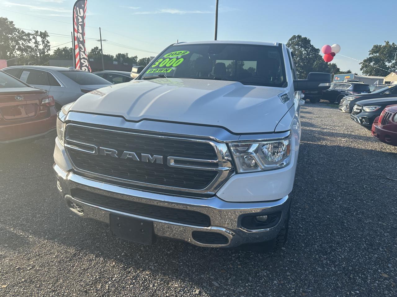RAM 1500 Big Horn 4x4 Crew Cab 5'7" Box 2022