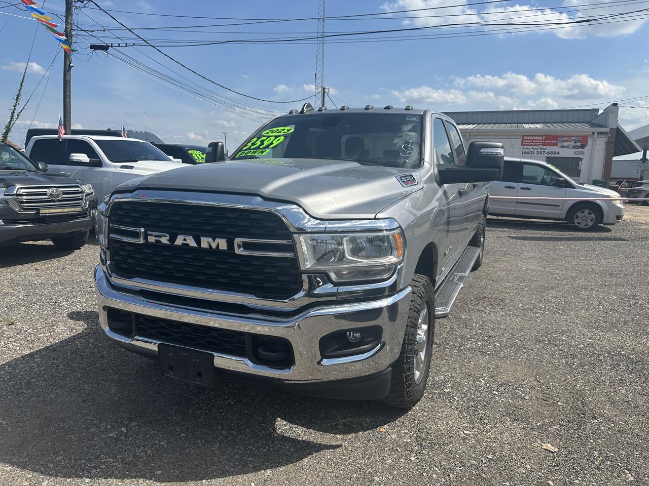 RAM 2500 Big Horn 4x4 Crew Cab 8' Box 2023