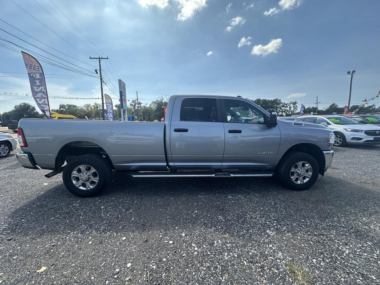 RAM 2500 Big Horn 4x4 Crew Cab 8' Box 2023
