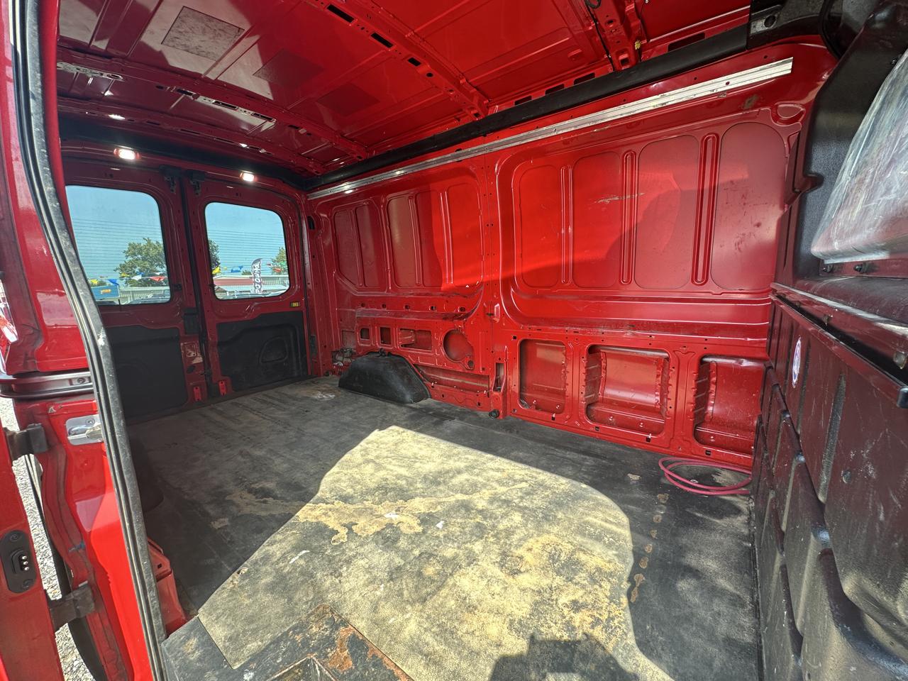 Ford Transit Van T-350 148" Med Rf 9500 GVWR Sliding RH Dr 2019