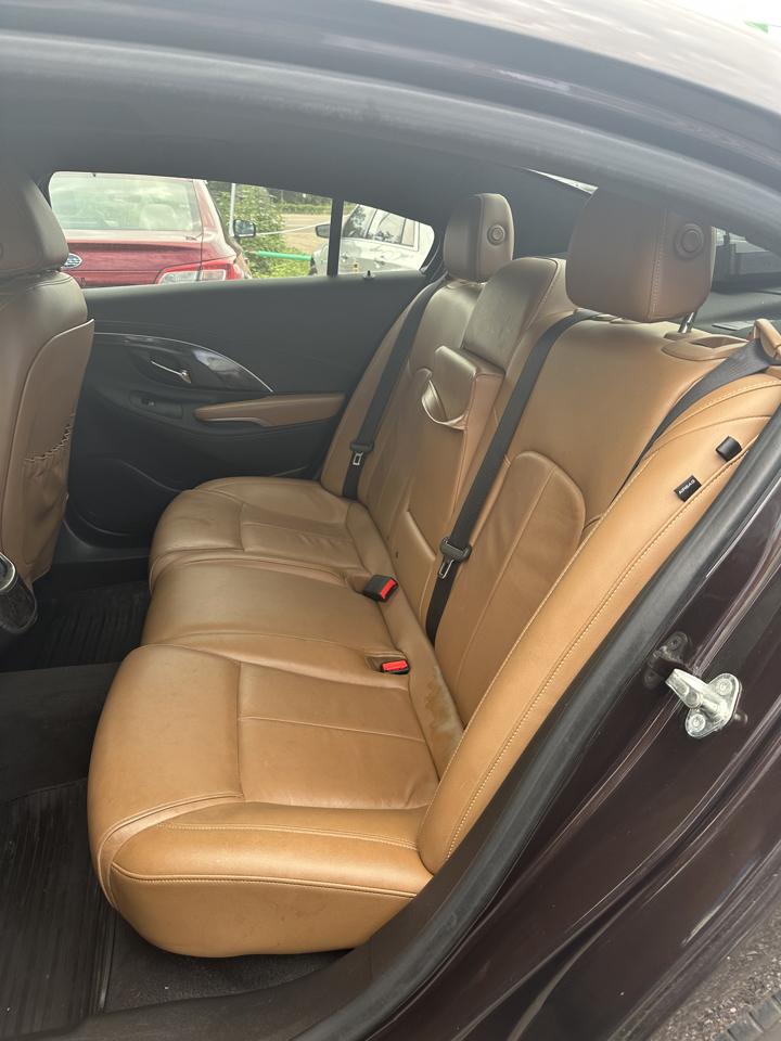 Buick LaCrosse 4dr Sdn Leather AWD 2016