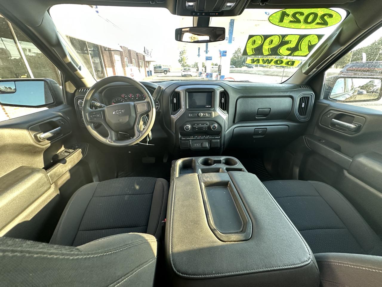 Chevrolet Silverado 1500 4WD Crew Cab 147" Custom 2021