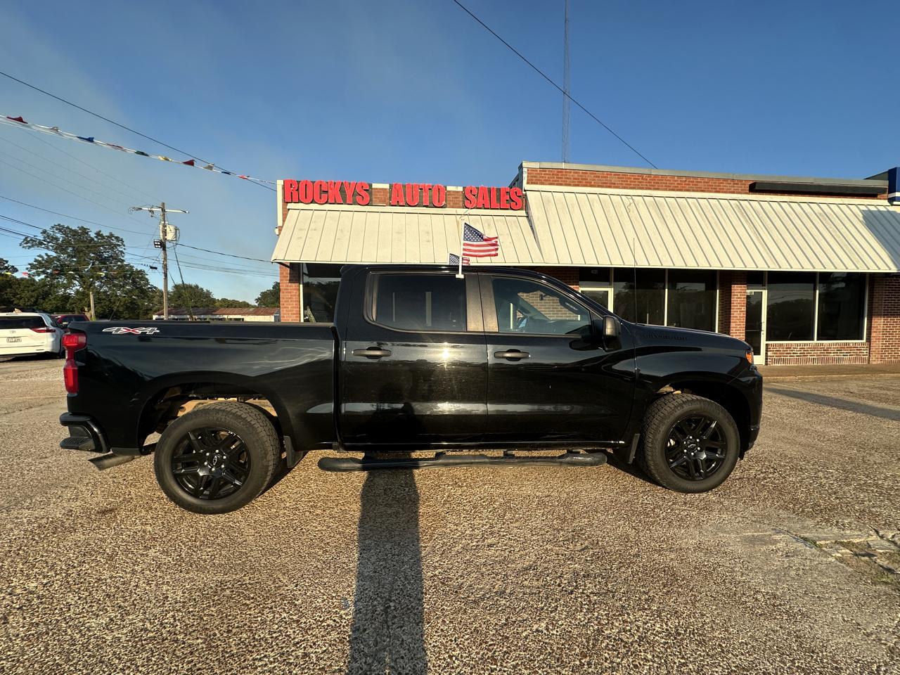 2021 Chevrolet Silverado 1500 4WD Crew Cab 147" Custom