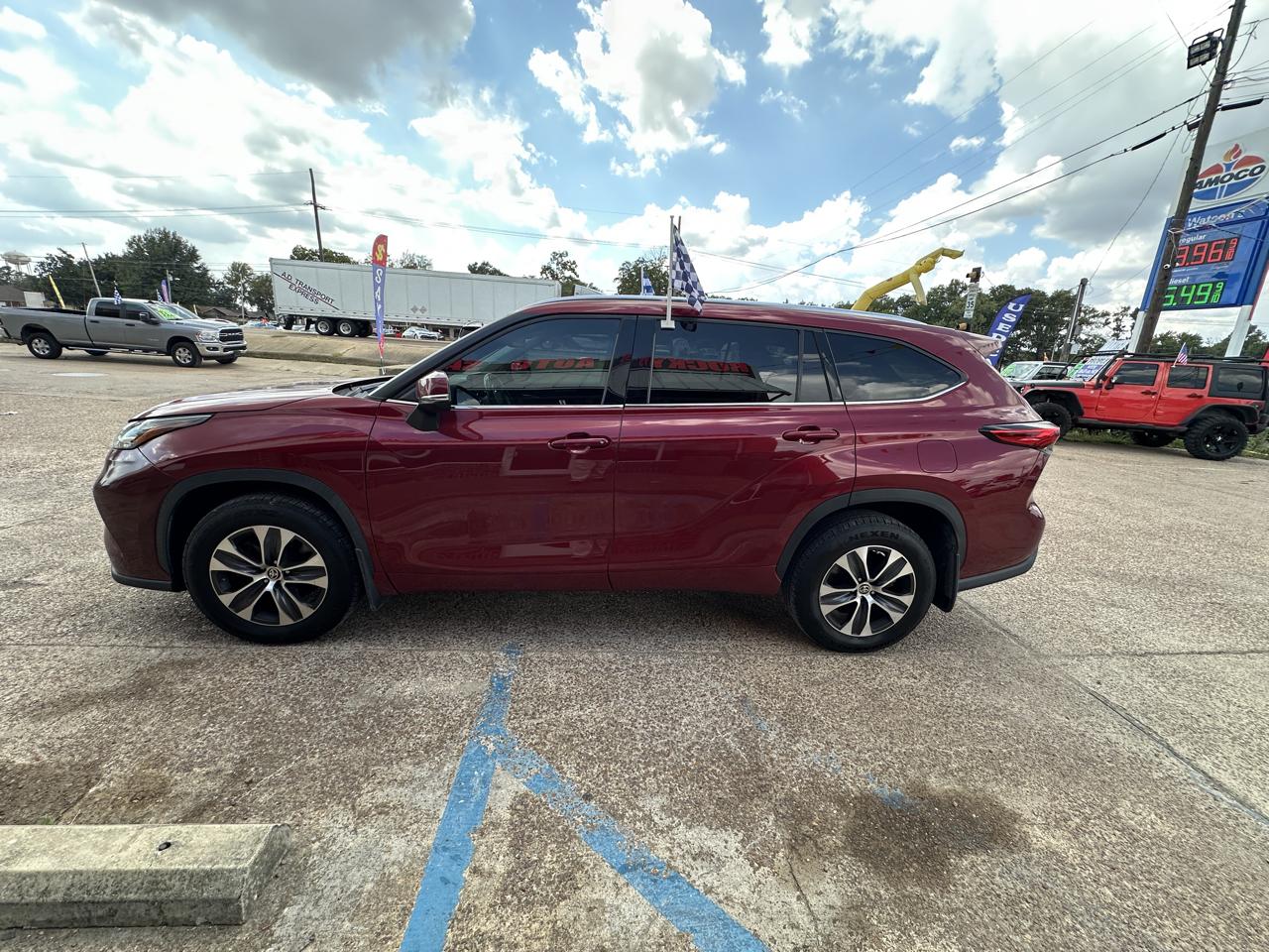 Toyota Highlander XLE AWD (Natl) 2020