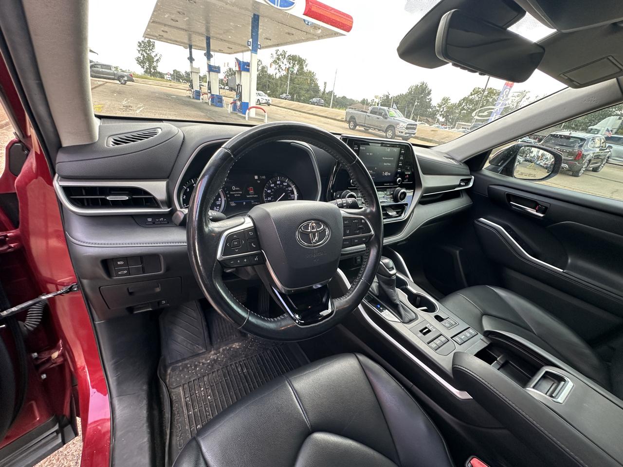 Toyota Highlander XLE AWD (Natl) 2020