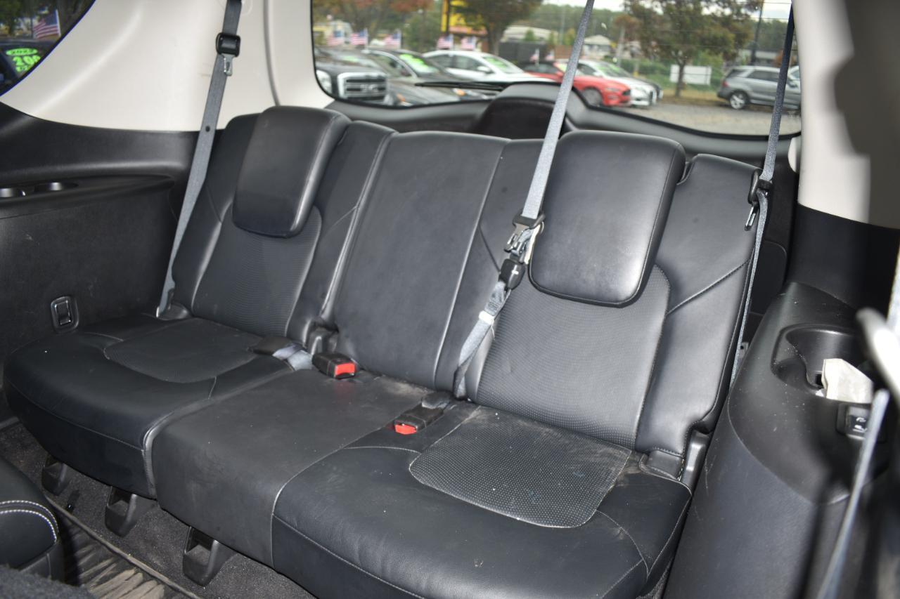 Infiniti QX80 4WD 4dr 2015