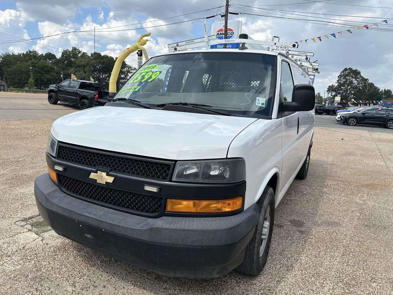 Chevrolet Express Cargo Van RWD 2500 135" 2019