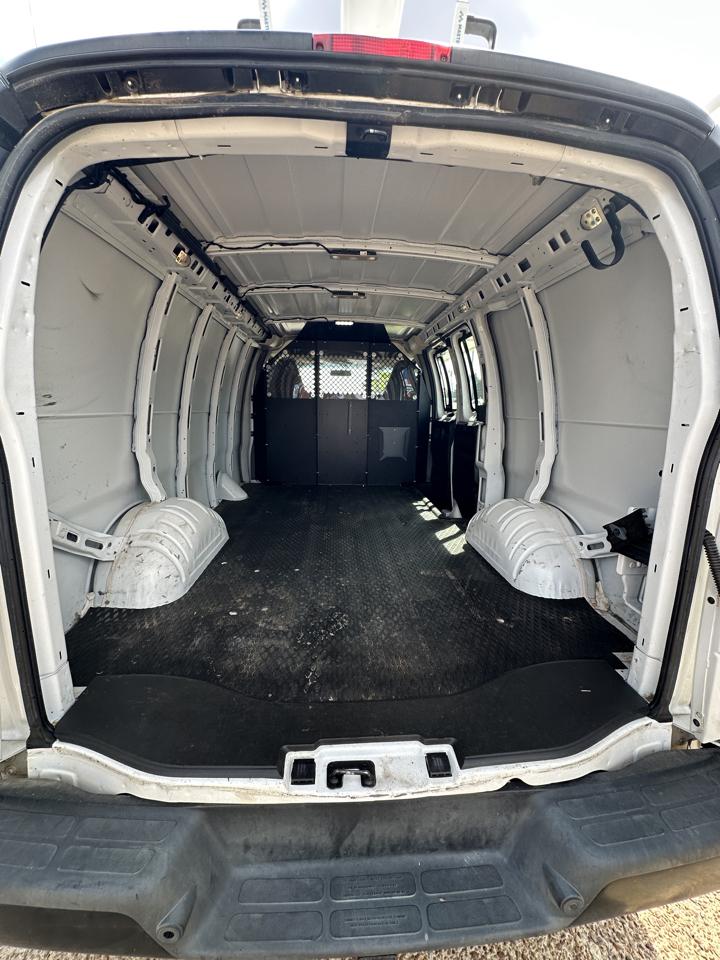 Chevrolet Express Cargo Van RWD 2500 135" 2019