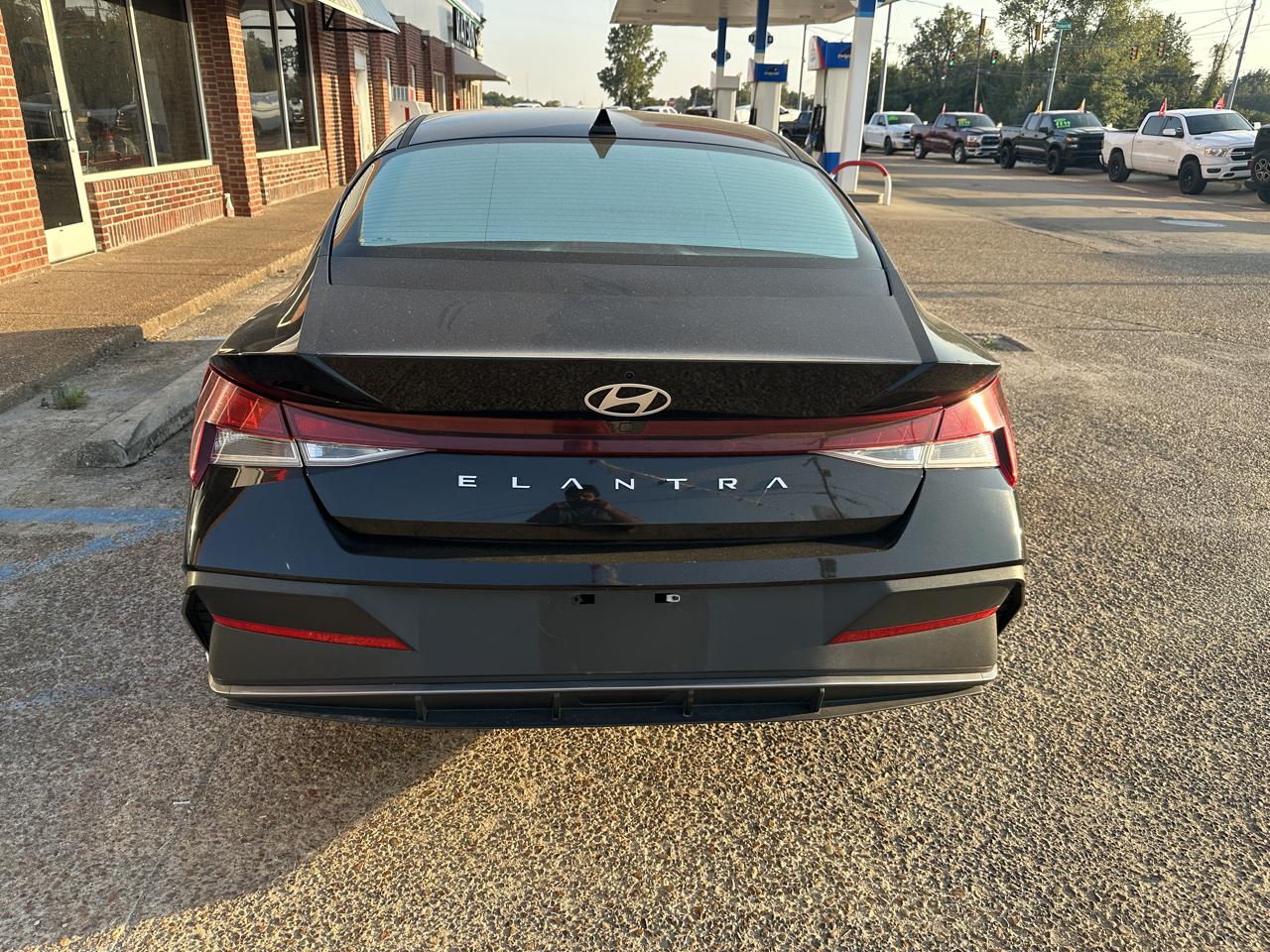 Hyundai Elantra SEL IVT 2024