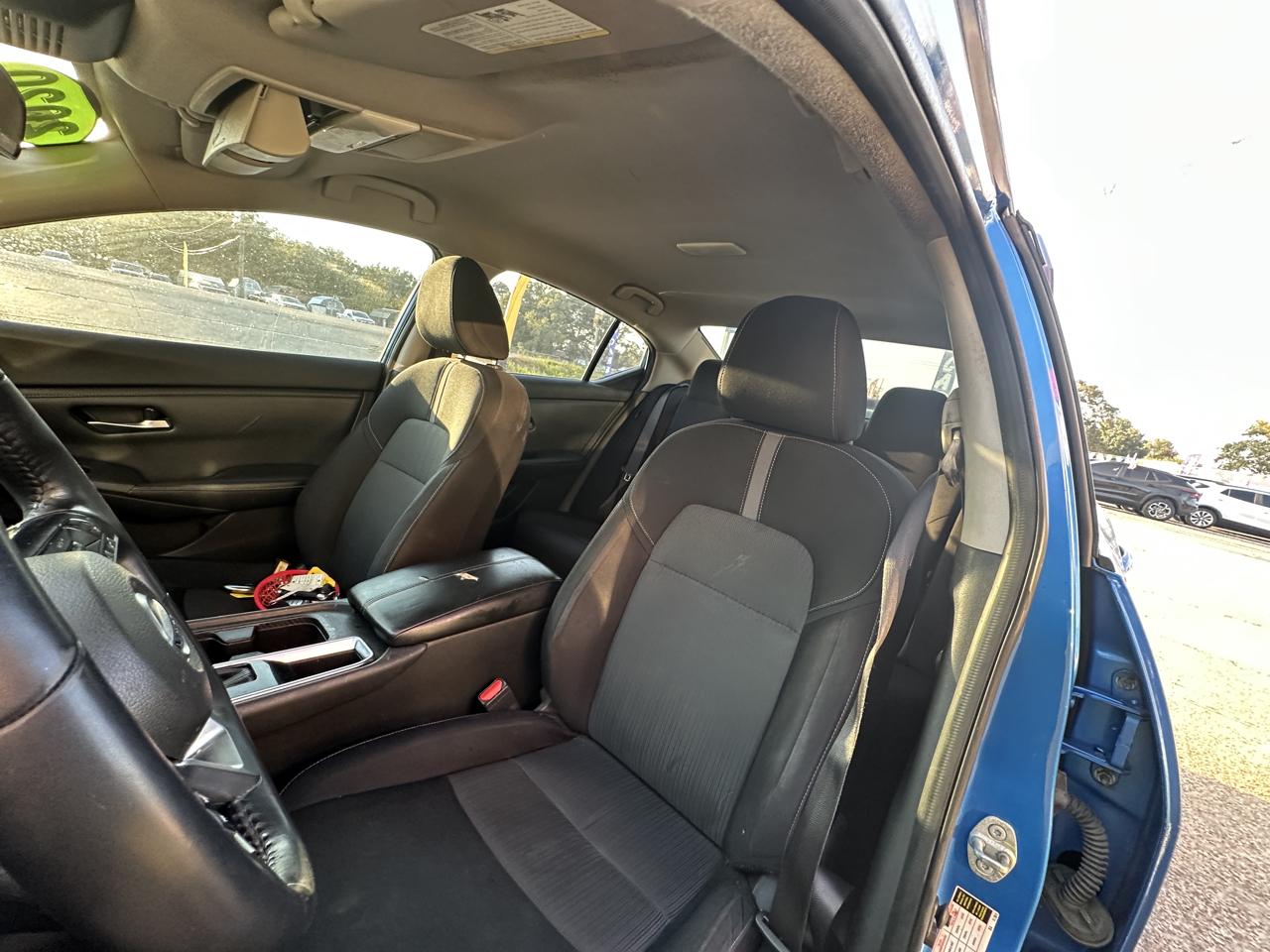 Nissan Sentra SV CVT 2020