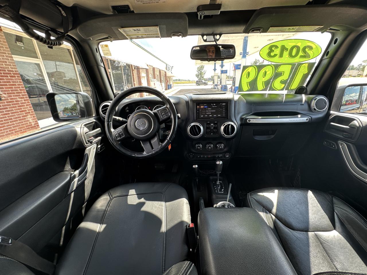 Jeep Wrangler Unlimited 4WD 4dr Sahara 2013