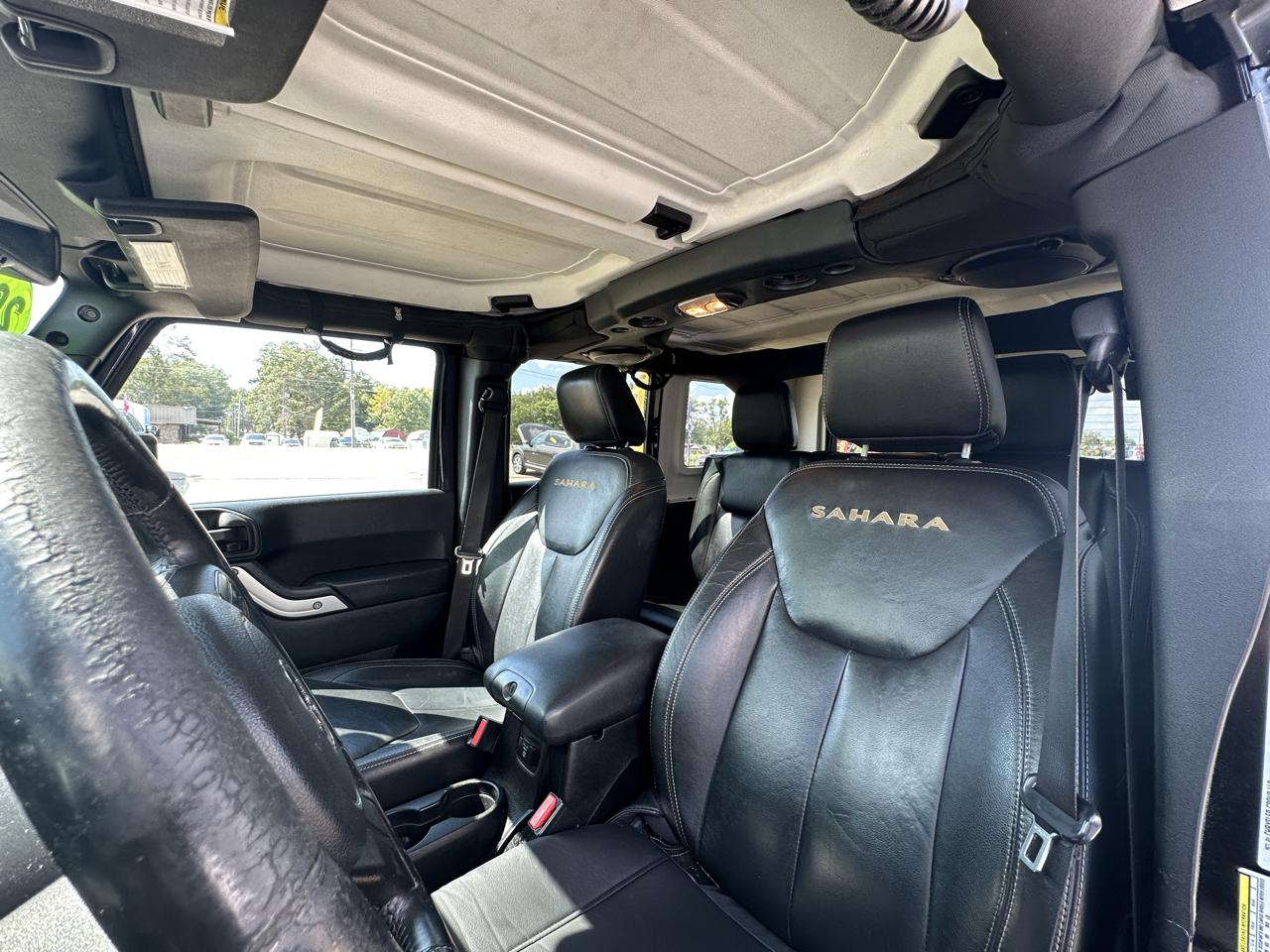 Jeep Wrangler Unlimited 4WD 4dr Sahara 2013