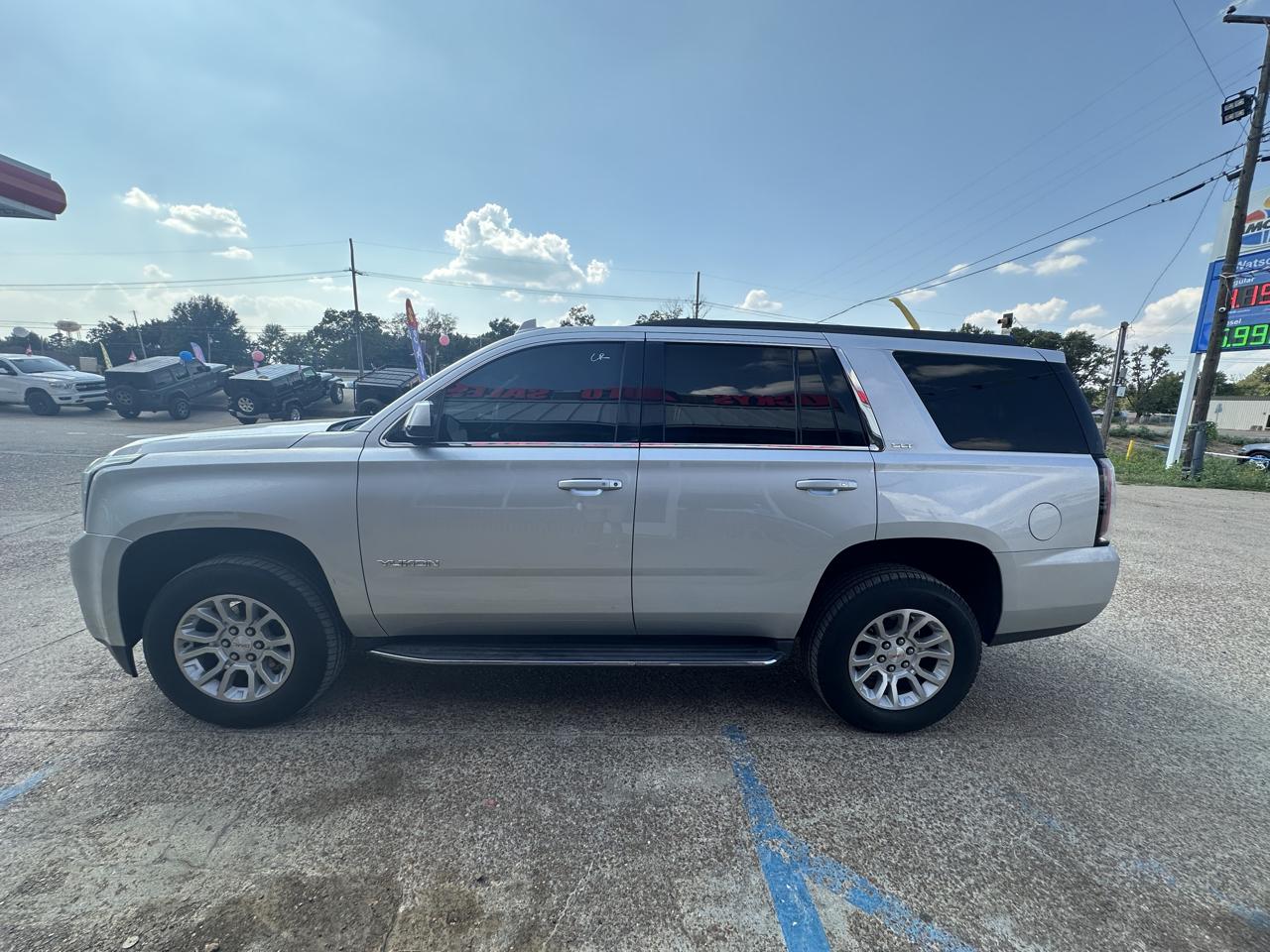 GMC Yukon 2WD 4dr SLT 2019