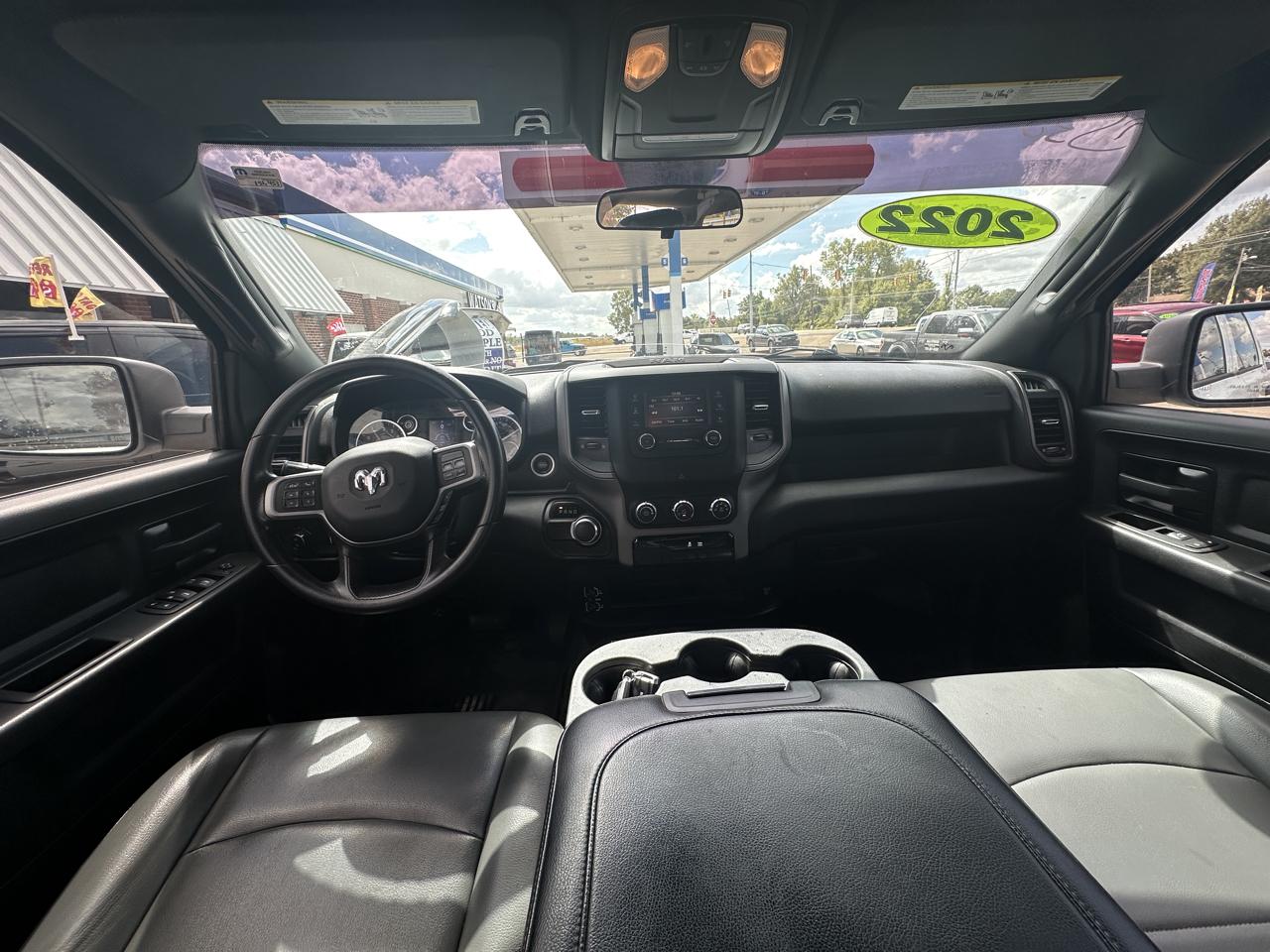RAM 2500 Tradesman 4x4 Crew Cab 6'4" Box 2022