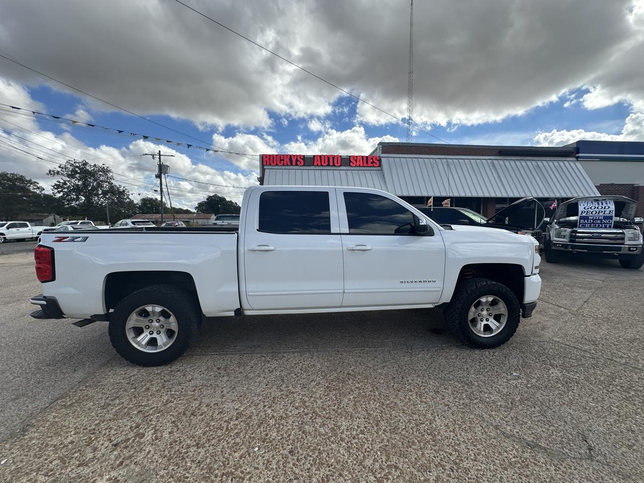 2018 Chevrolet Silverado 1500 4WD Crew Cab 143.5" LT w/2LT