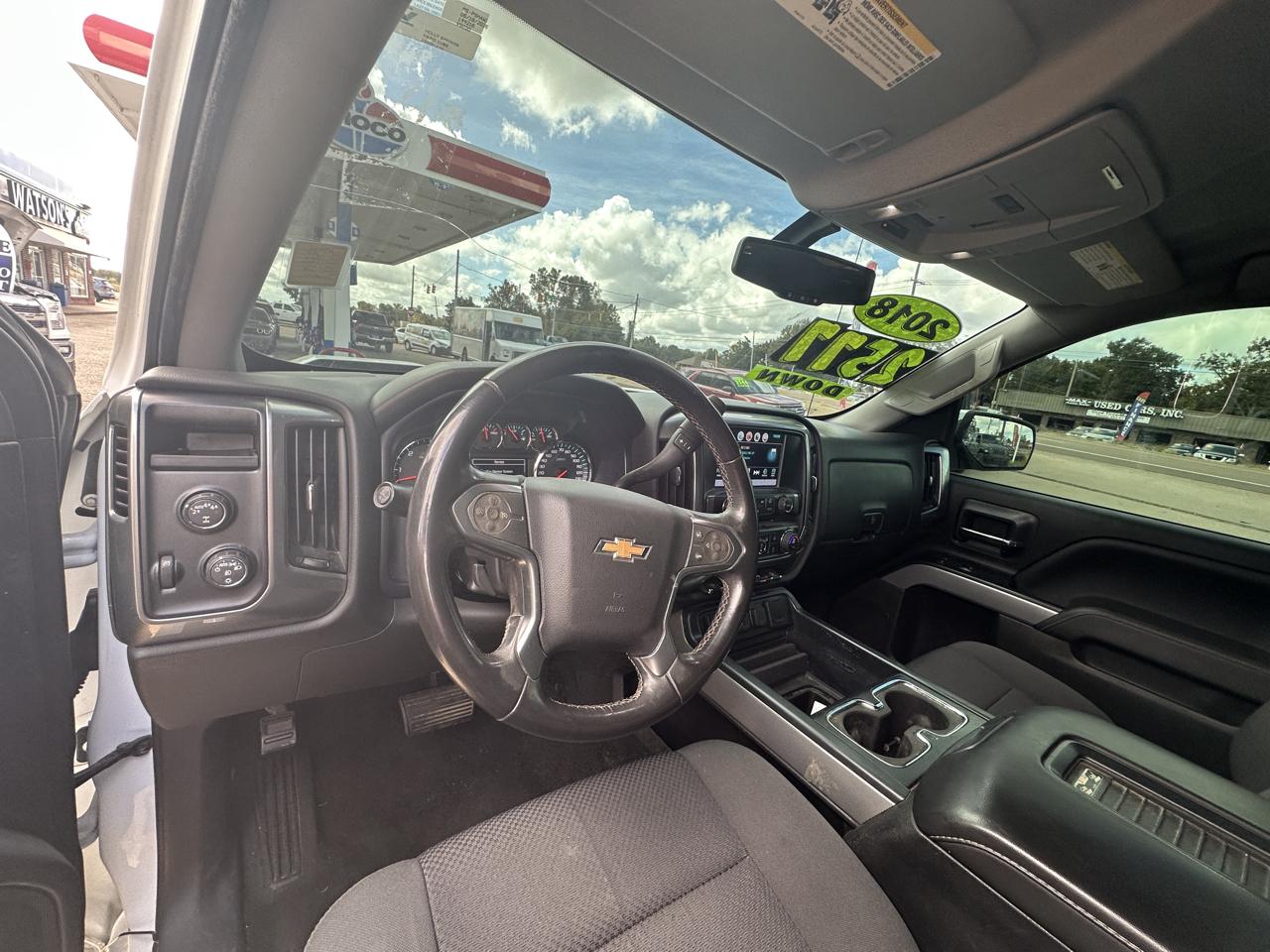 Chevrolet Silverado 1500 4WD Crew Cab 143.5" LT w/2LT 2018