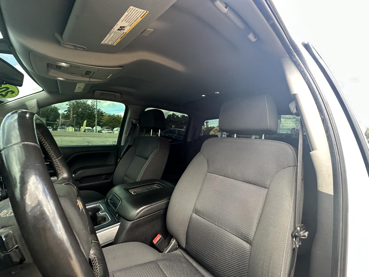 Chevrolet Silverado 1500 4WD Crew Cab 143.5" LT w/2LT 2018