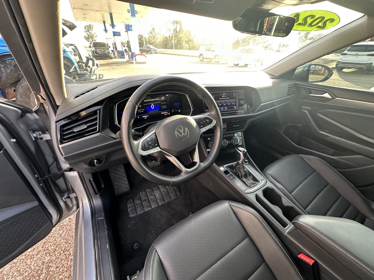Volkswagen Jetta SE Auto 2024