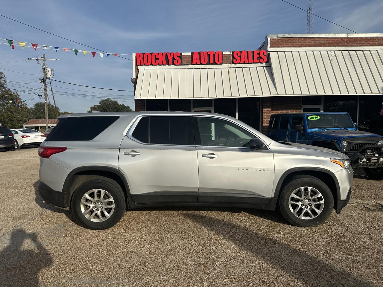 2018 Chevrolet Traverse FWD 4dr LS w/1LS