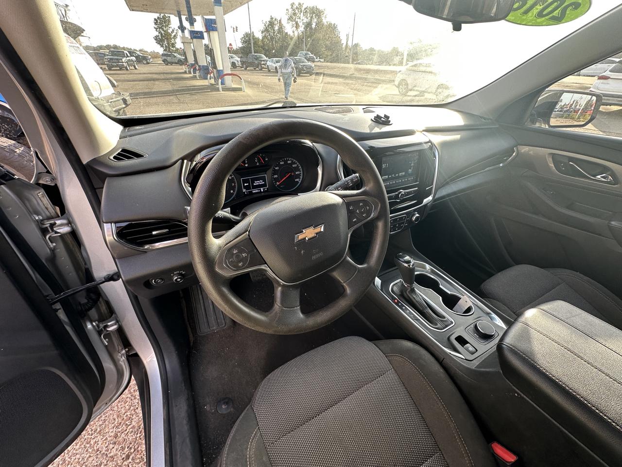 Chevrolet Traverse FWD 4dr LS w/1LS 2018