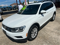 2018 Volkswagen Tiguan  2018 Volkswagen Tiguan