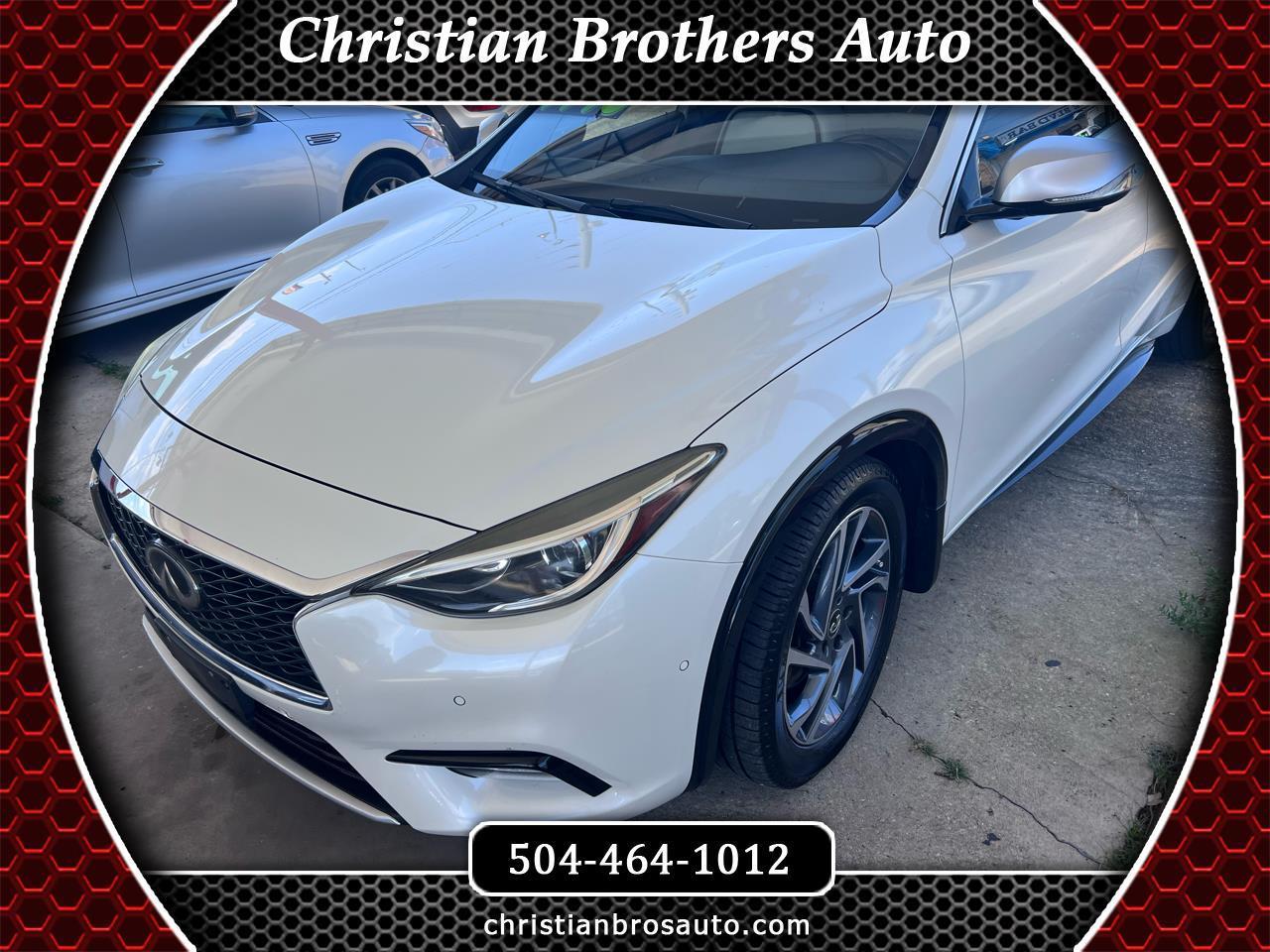 2017 Infiniti QX30 Premium FWD