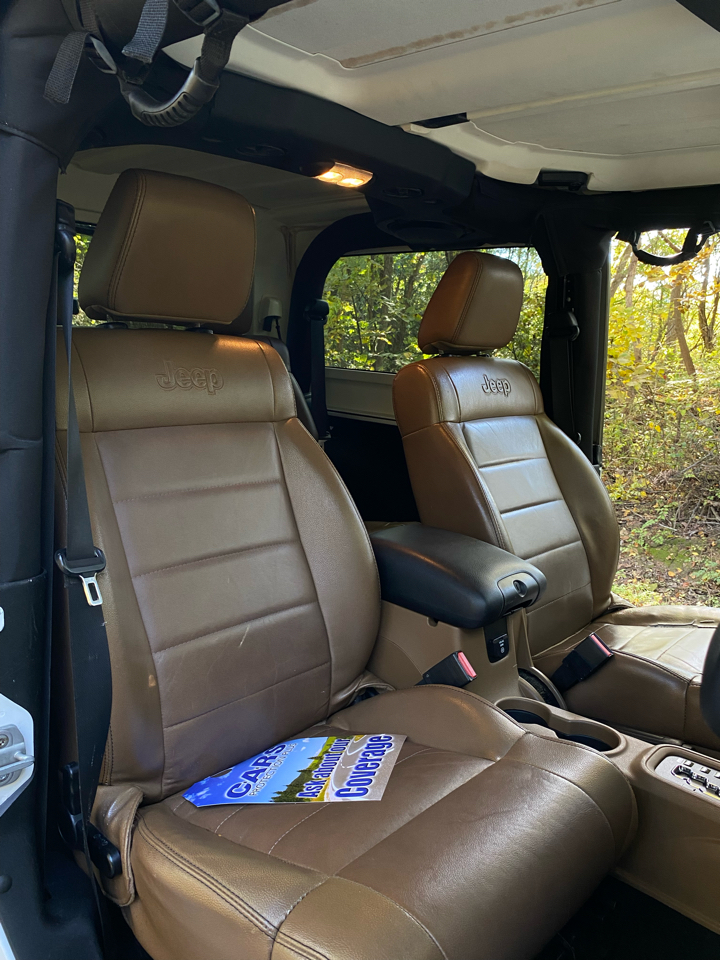 Jeep Wrangler Sahara 4WD 2012