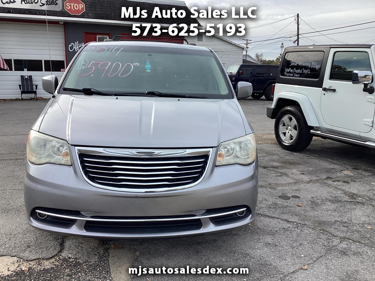2014 Chrysler Town & Country Touring