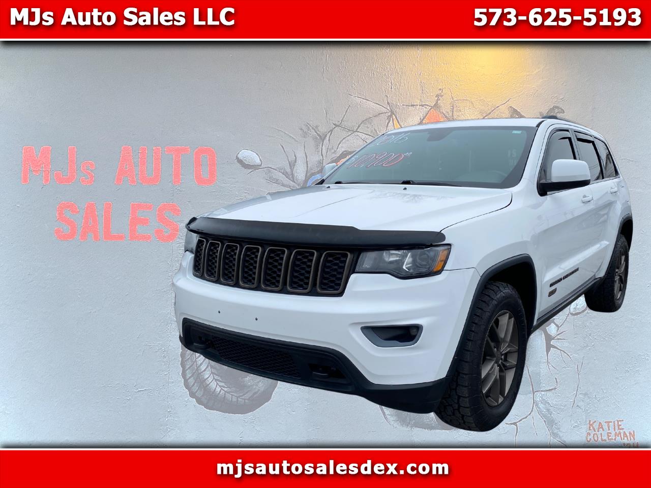 2016 Jeep Grand Cherokee Laredo's photo