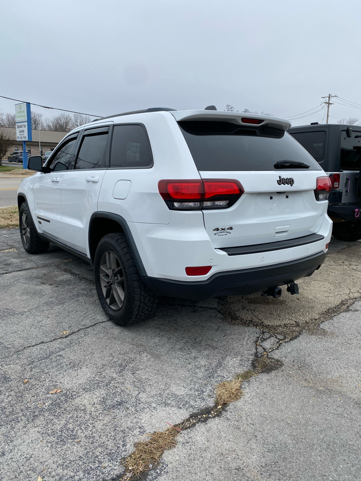 Jeep Grand Cherokee Laredo 4WD 2016