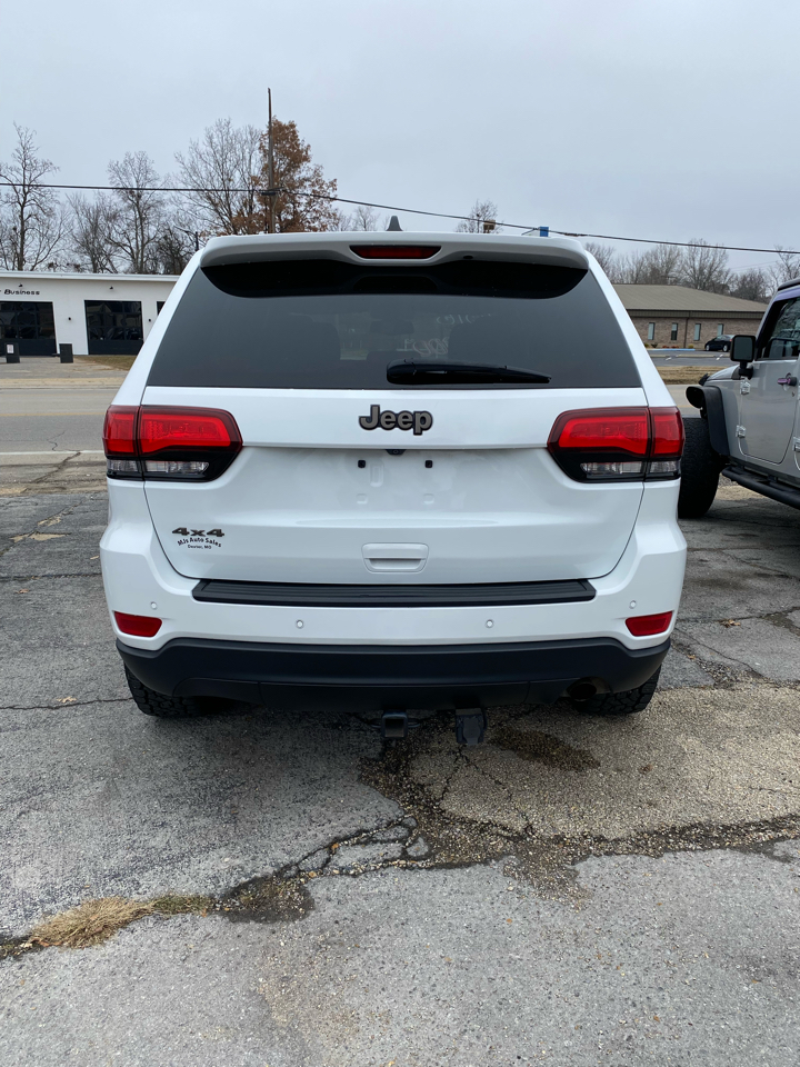 Jeep Grand Cherokee Laredo 4WD 2016