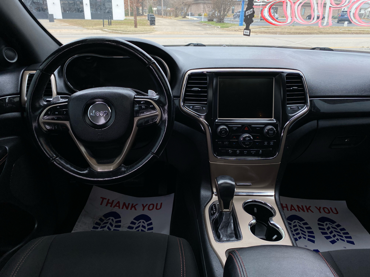 Jeep Grand Cherokee Laredo 4WD 2016