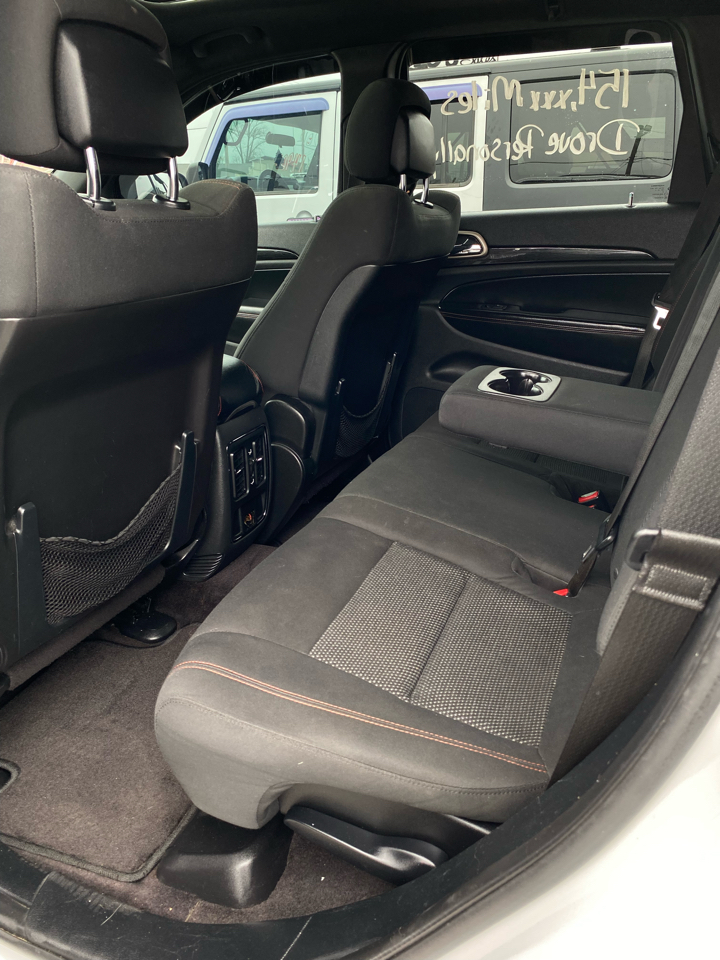 Jeep Grand Cherokee Laredo 4WD 2016