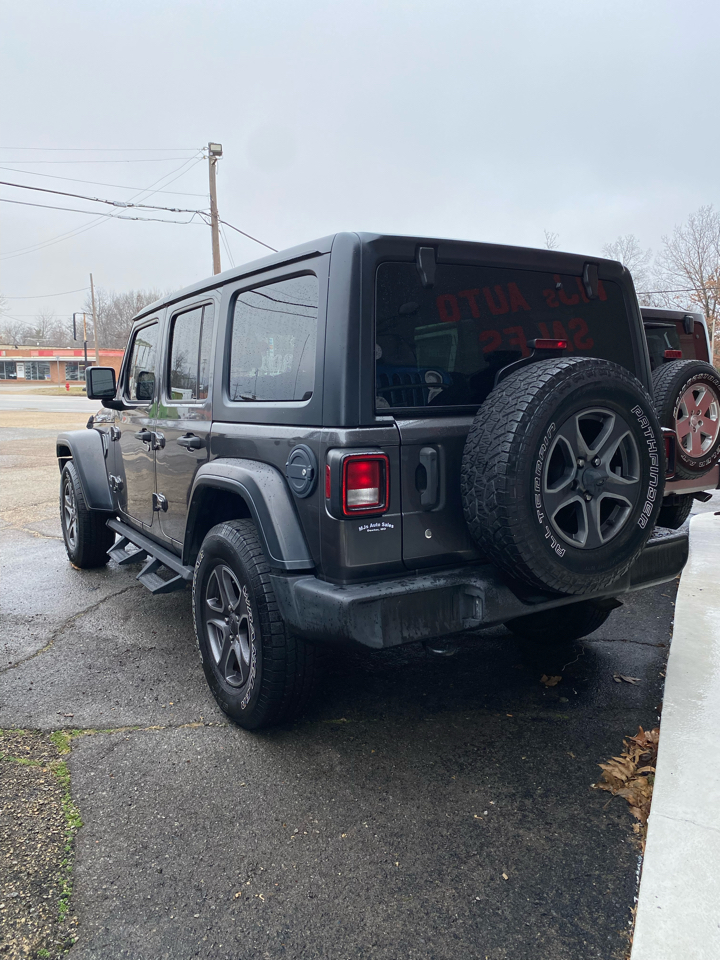 Jeep Wrangler Unlimited Sport 2018