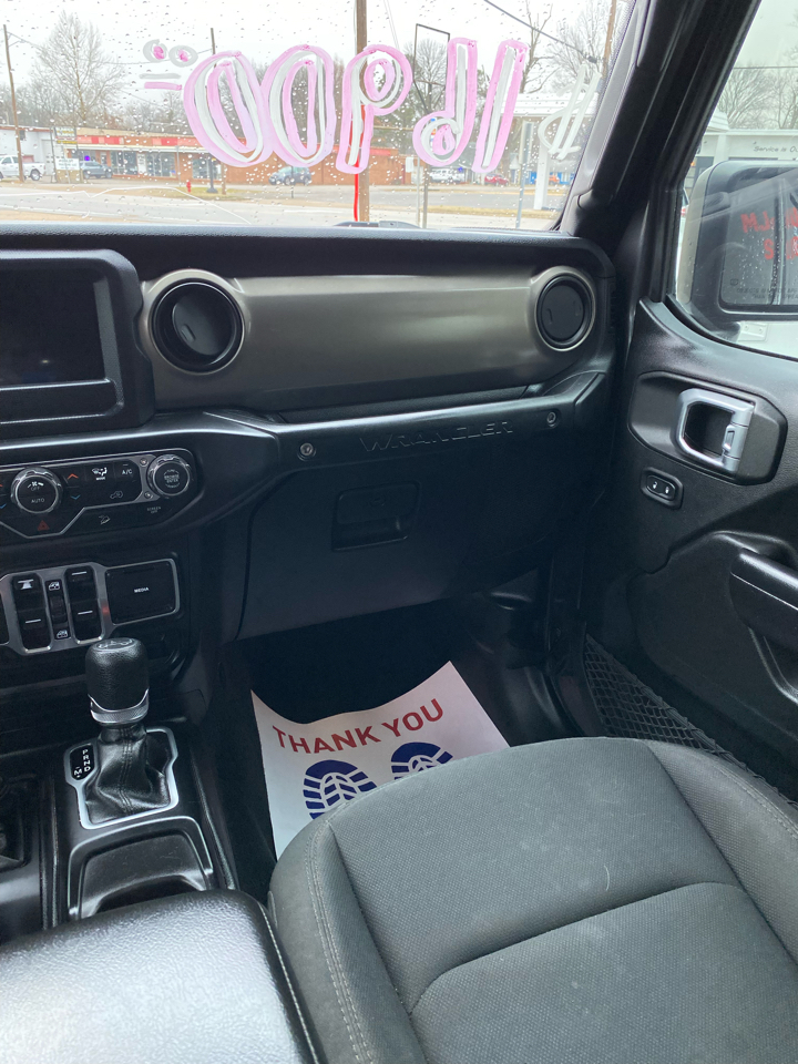 Jeep Wrangler Unlimited Sport 2018