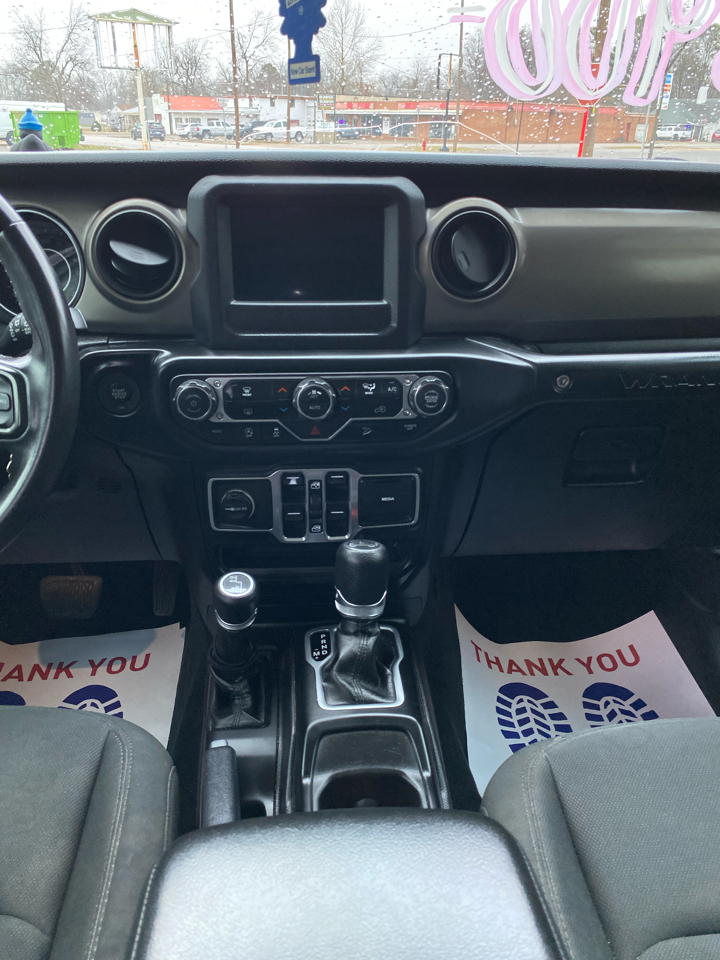 Jeep Wrangler Unlimited Sport 2018