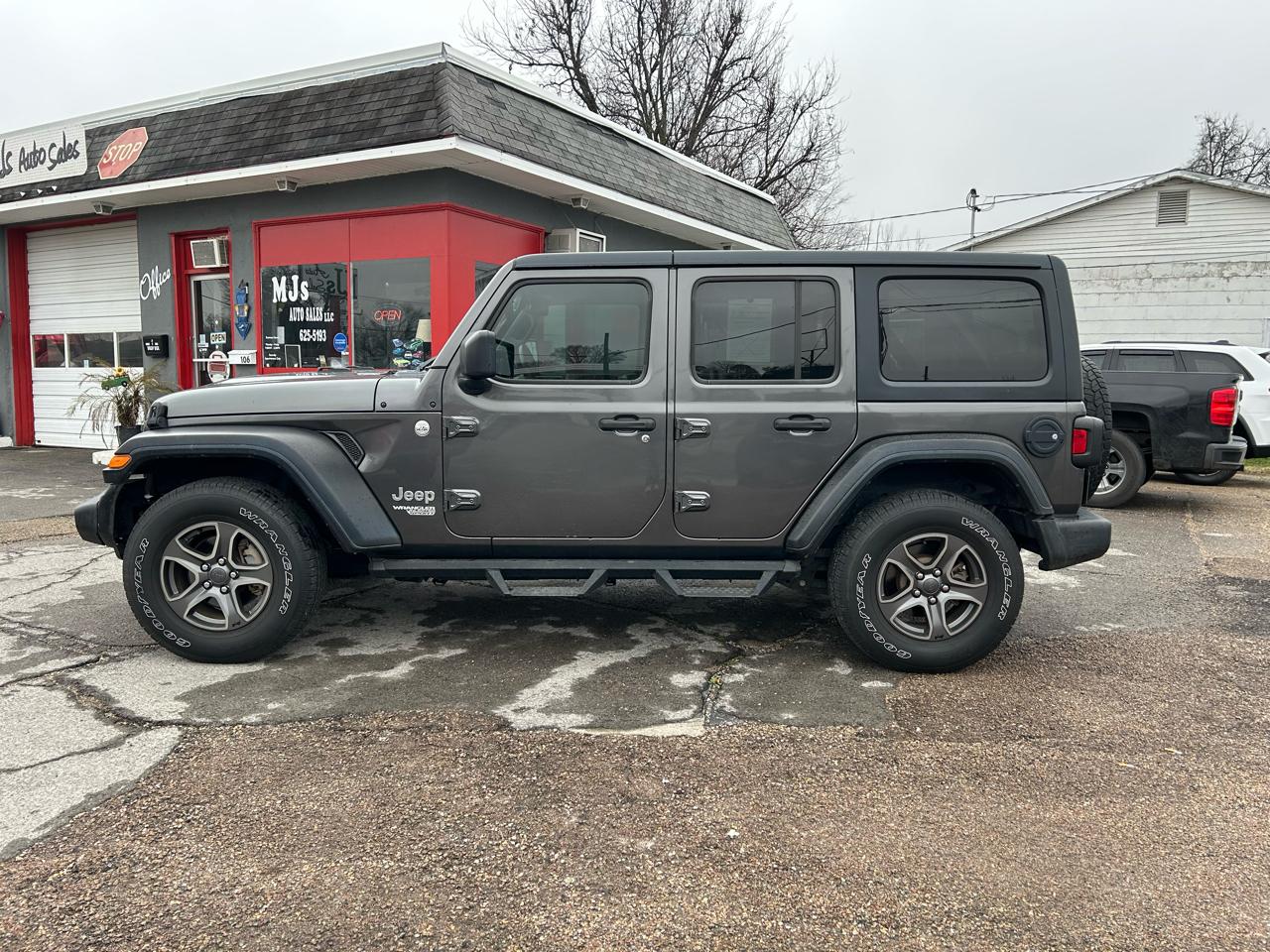 Jeep Wrangler Unlimited Sport 2018