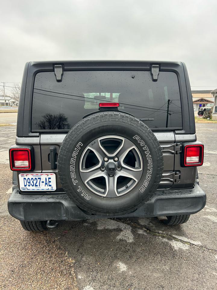 Jeep Wrangler Unlimited Sport 2018