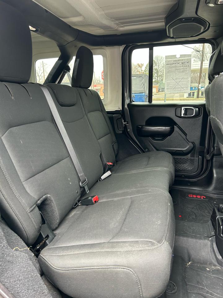 Jeep Wrangler Unlimited Sport 2018