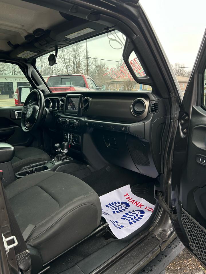 Jeep Wrangler Unlimited Sport 2018