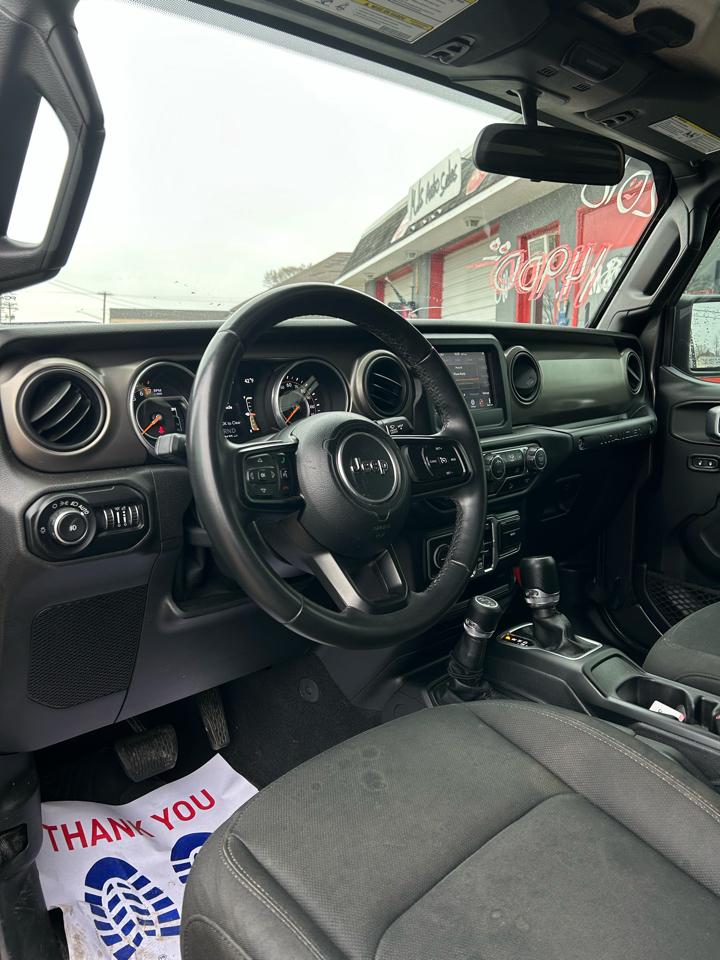 Jeep Wrangler Unlimited Sport 2018