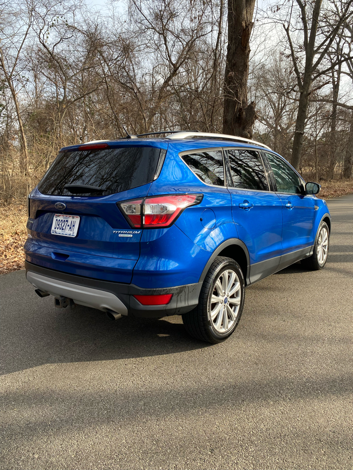 Ford Escape Titanium FWD 2017