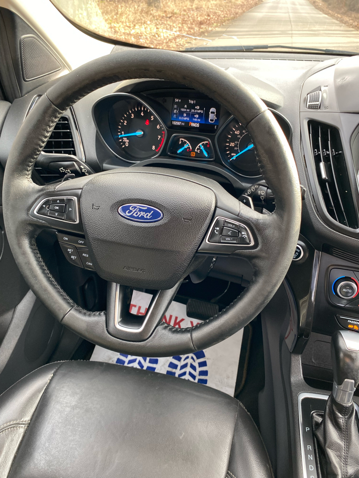 Ford Escape Titanium FWD 2017