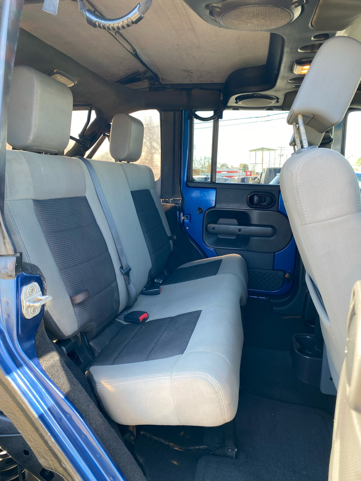 Jeep Wrangler Unlimited Rubicon 4WD 2010