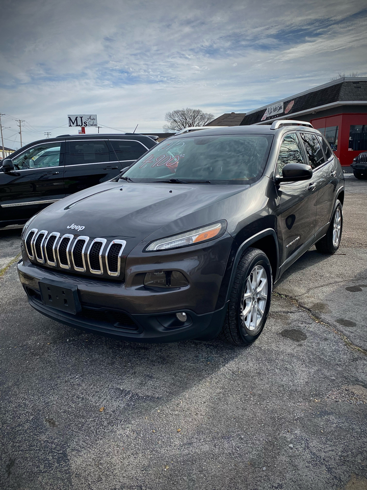 Jeep Cherokee Latitude 4WD 2015
