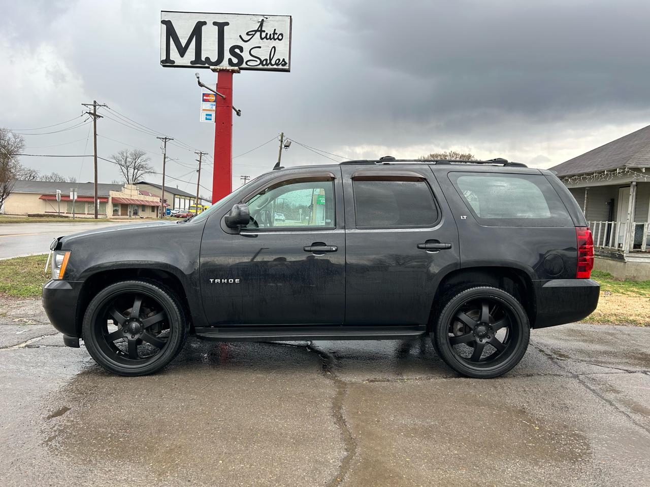 Chevrolet Tahoe LT 2WD 2012
